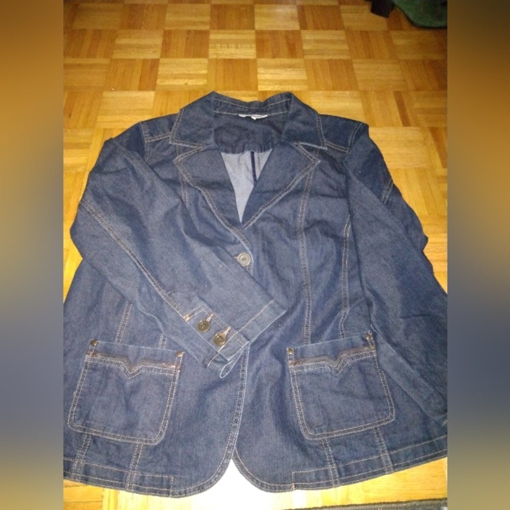 AE Sport size 24 Classy Ladies Jean Jacket